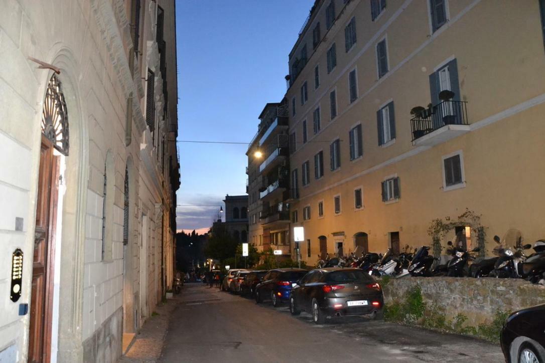 Colosseo Magic House Apartment Рим Екстериор снимка
